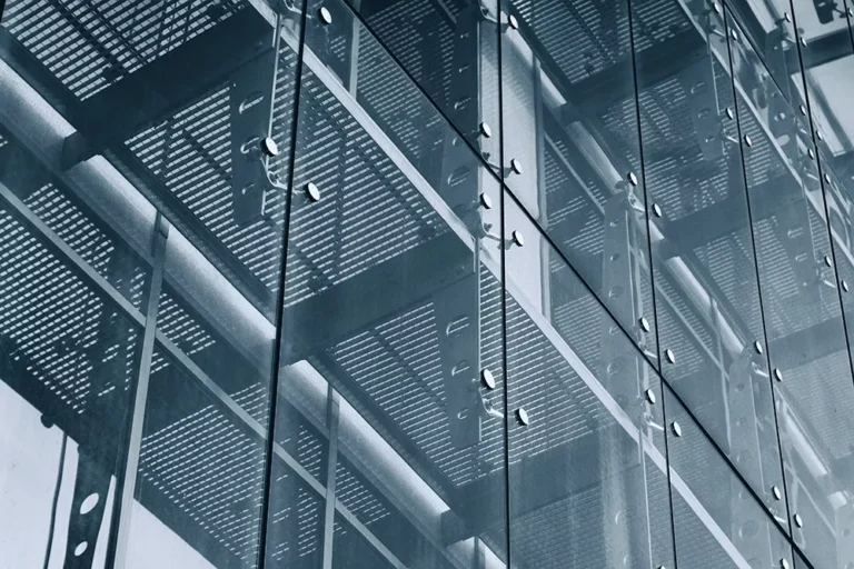 Glass Spider Fitting4