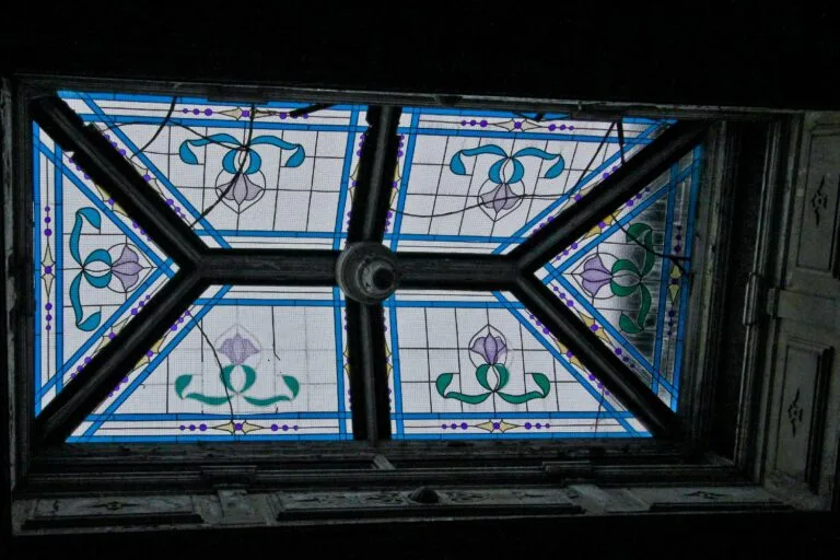 Art-Glass-canopy-110-768x512