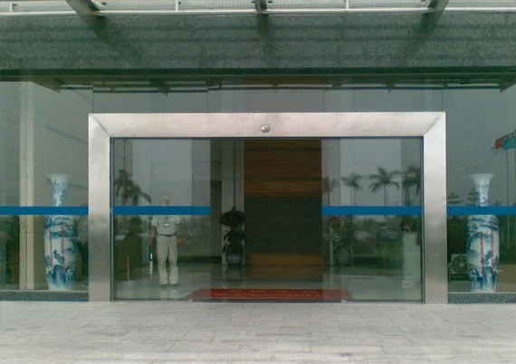 Auto-glass-Door-9