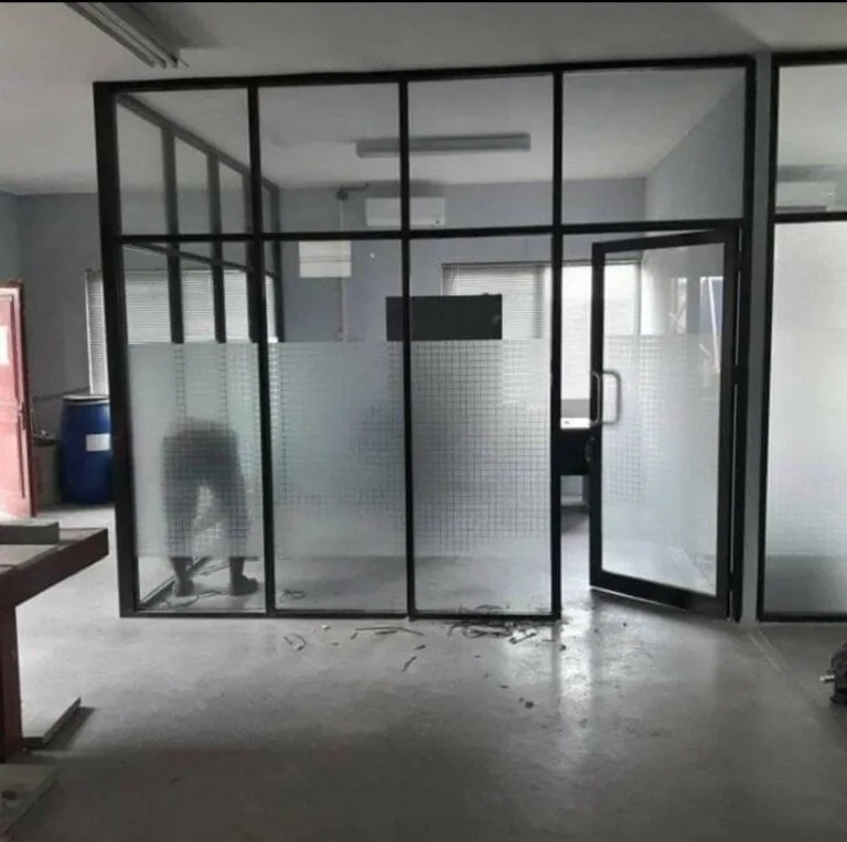 Aluminium Office Cabin Partition in Pakistan