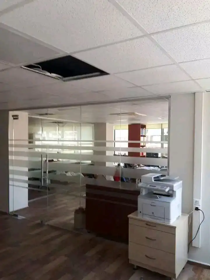 Double-Glazed Aluminum Office Partition Lahore